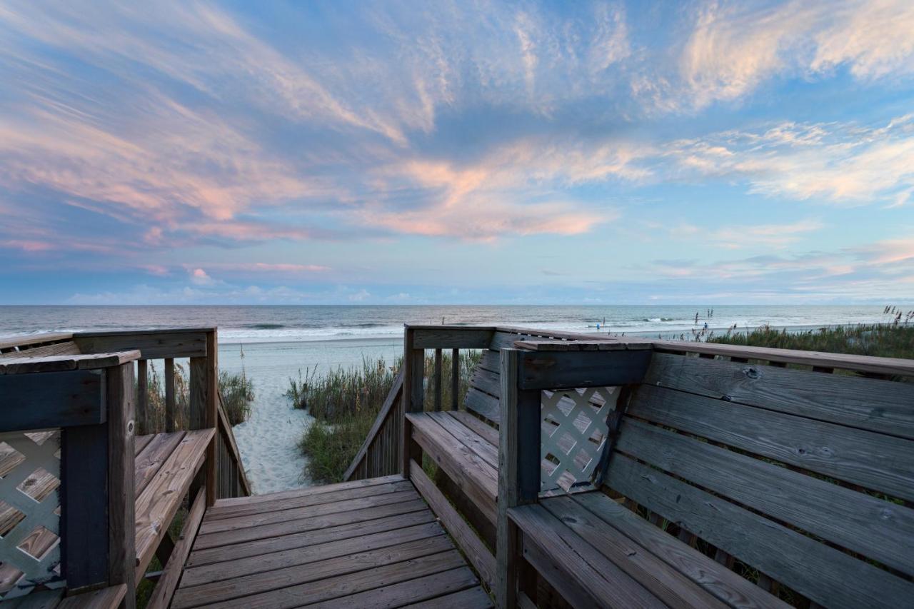 Sandpebble Beach Club Surfside Beach A Ramada By Wyndham エクステリア 写真