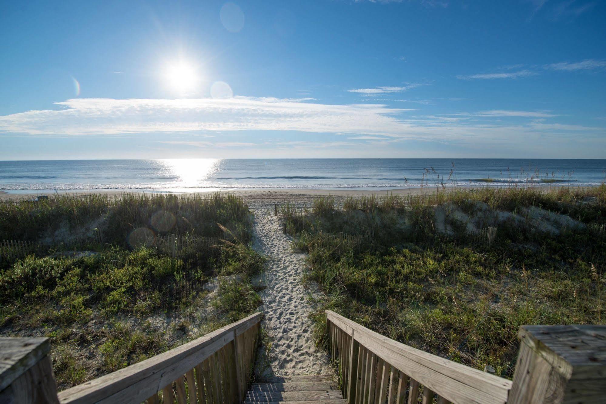 Sandpebble Beach Club Surfside Beach A Ramada By Wyndham エクステリア 写真